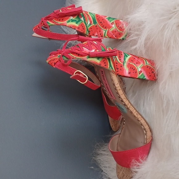 Betsey Johnson  heeled sandals - Picture 14 of 14